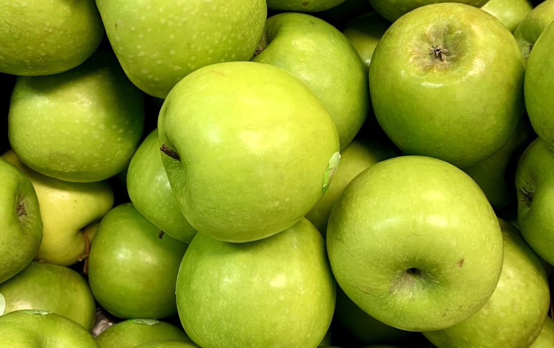 Green: Green apples